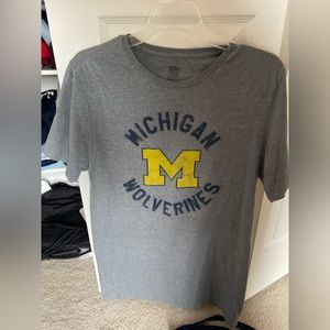 MICHIGAN VINTAGE GRAPHIC TEE
